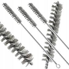 Szczotka do ręcznego czyszczenia otworów.